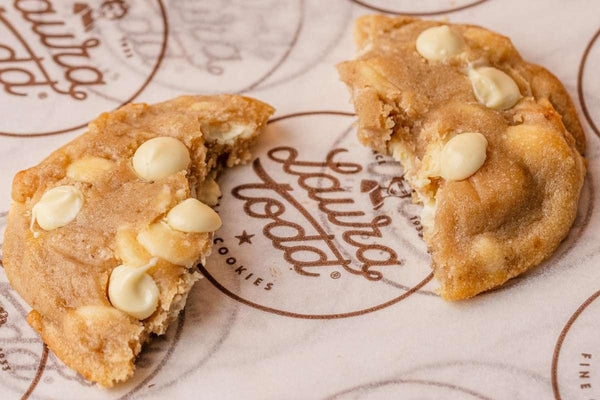 White Delice - Laura Todd